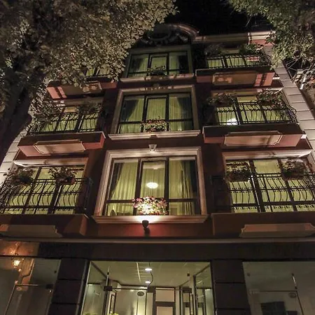 Guest house Old House In Kapana Area 3*