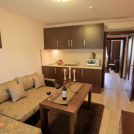 Guest house Old House In Kapana Area 3*